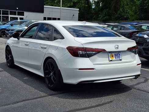 Used 2025 Honda Civic Sport image 3