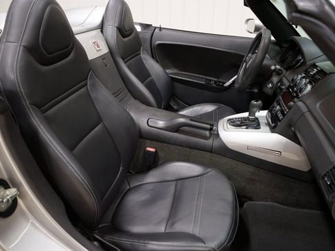 Used 2008 Saturn Sky w/ Premium Trim Package RWD image 16