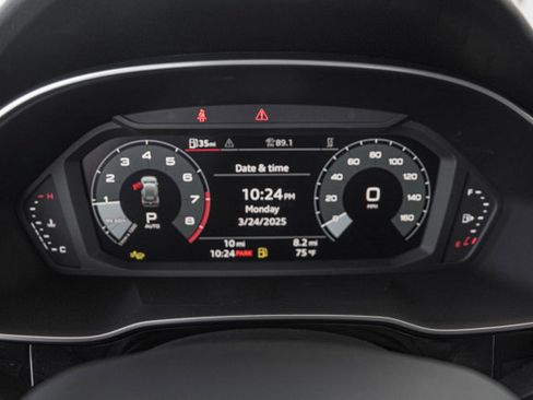 Used 2025 Audi Q3 2.0T Premium w/ Convenience Package image 17