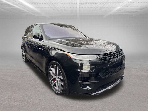 Used 2023 Land Rover Range Rover Sport First Edition AWD/4WD image 7