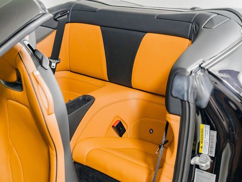 Used 2020 Ferrari Portofino image 35