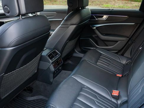 Used 2022 Audi S6 Prestige AWD/4WD image 7