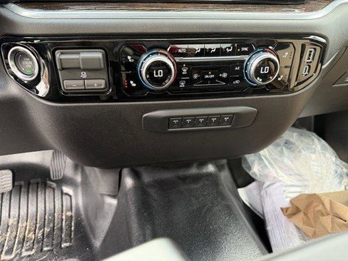 New 2026 GMC Sierra 3500 SLE w/ SLE Convenience Package image 6