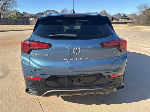 Used 2024 Buick Encore GX Sport Touring image 4