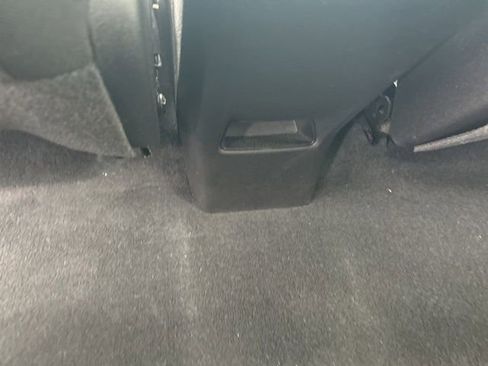 Used 2025 Chevrolet Equinox LT w/ Safety and Technology Package FWD image 45