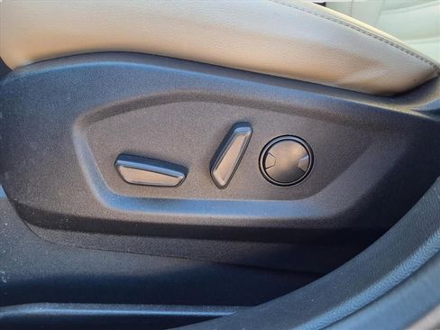 Used 2024 Ford Edge SEL w/ Convenience Package image 34