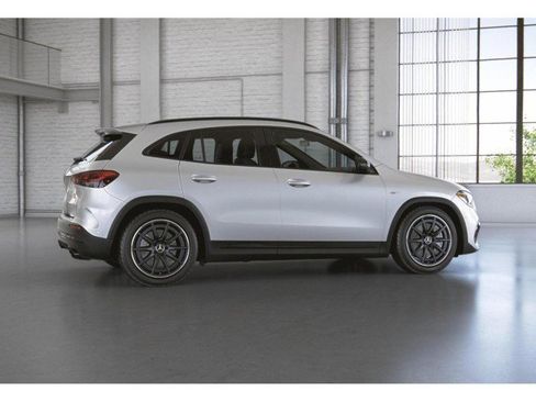 Certified 2022 Mercedes-Benz GLA 35 AMG AMG 35 image 34