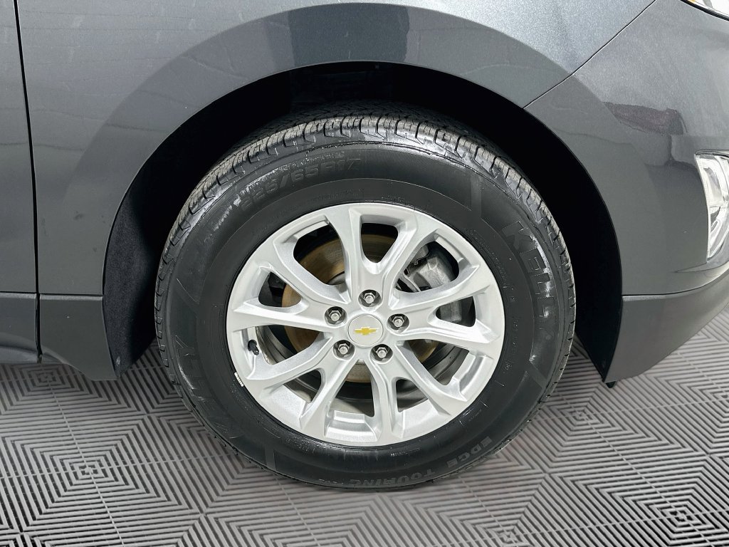 Used 2021 Chevrolet Equinox LS w/ LS Convenience Package AWD/4WD image 11