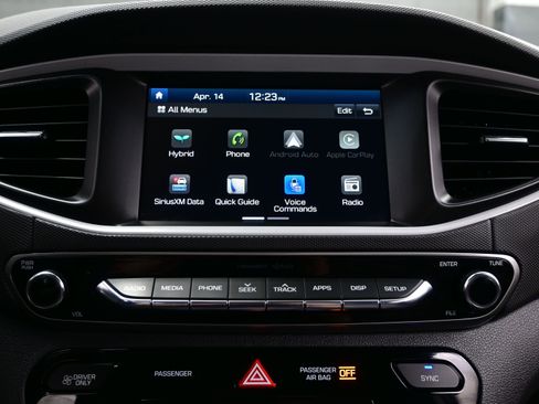 Used 2019 Hyundai Ioniq SEL FWD image 19