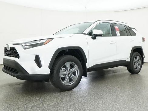 New 2025 Toyota RAV4 XLE image 17