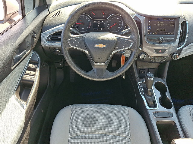 Used 2019 Chevrolet Cruze LS w/ LS Convenience Package FWD image 12
