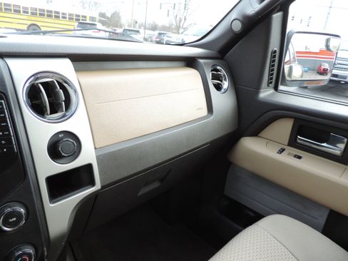 Used 2013 Ford F150 XLT w/ Luxury Equipment Group image 11