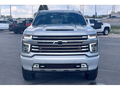 Used 2022 Chevrolet Silverado 3500 High Country w/ Z71 Off-Road Package AWD/4WD image 3