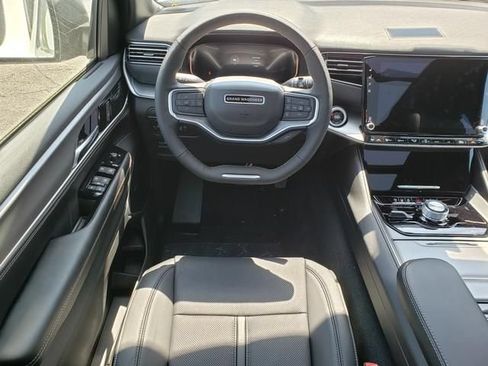 New 2026 Jeep Grand Wagoneer Limited w/ Premium Group II AWD/4WD image 10