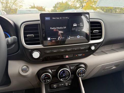 New 2026 Hyundai Venue SEL image 4