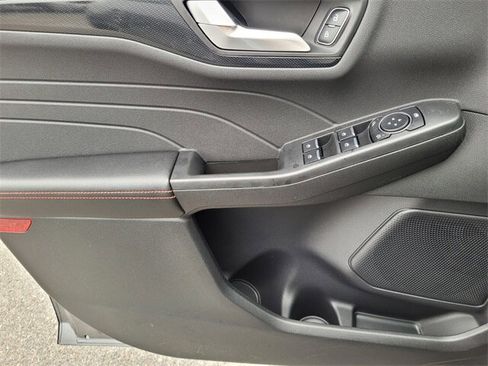 New 2025 Ford Escape ST-Line w/ Equipment Group 301A image 23