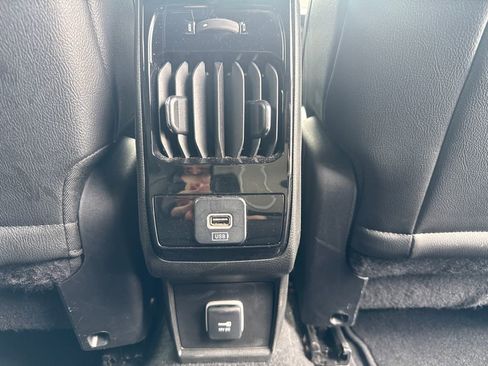 Used 2025 Jeep Compass Limited AWD/4WD image 13