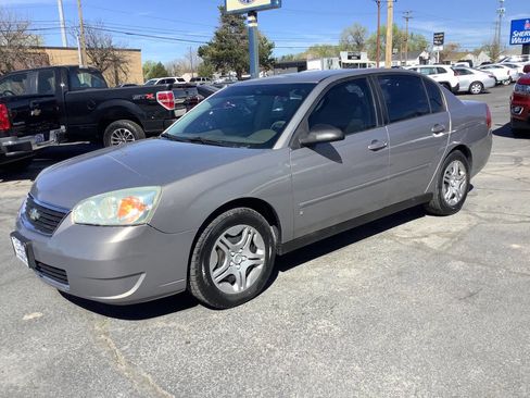 Used 2007 Chevrolet Malibu LS image 1
