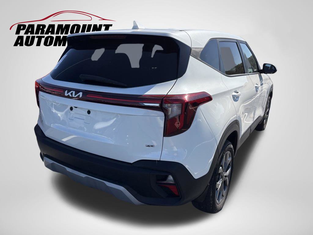 Used 2024 Kia Seltos LX AWD/4WD image 5