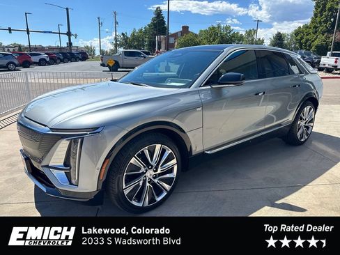 Used 2024 Cadillac Lyriq Luxury w/ LPO, Floor Liner Package AWD/4WD image 1