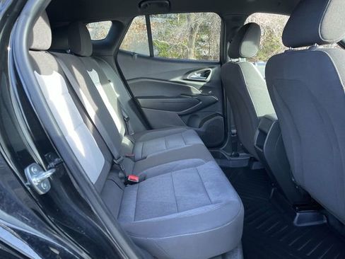 Used 2024 Chevrolet Trax RS w/ Driver Confidence Package image 24