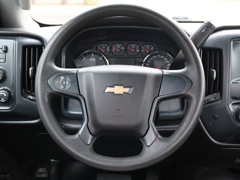 Used 2019 Chevrolet Silverado 2500 W/T AWD/4WD image 17