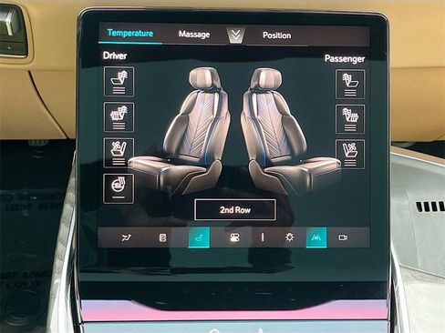 New 2025 Cadillac Escalade IQ Sport 2 w/ LPO, ONYX Package image 21