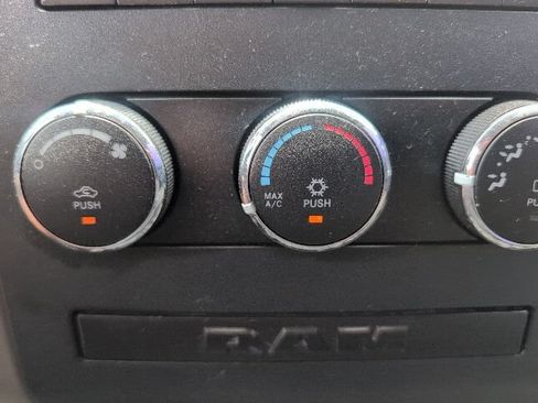 Used 2011 RAM 2500 ST w/ ST Popular Equipment Group AWD/4WD image 22