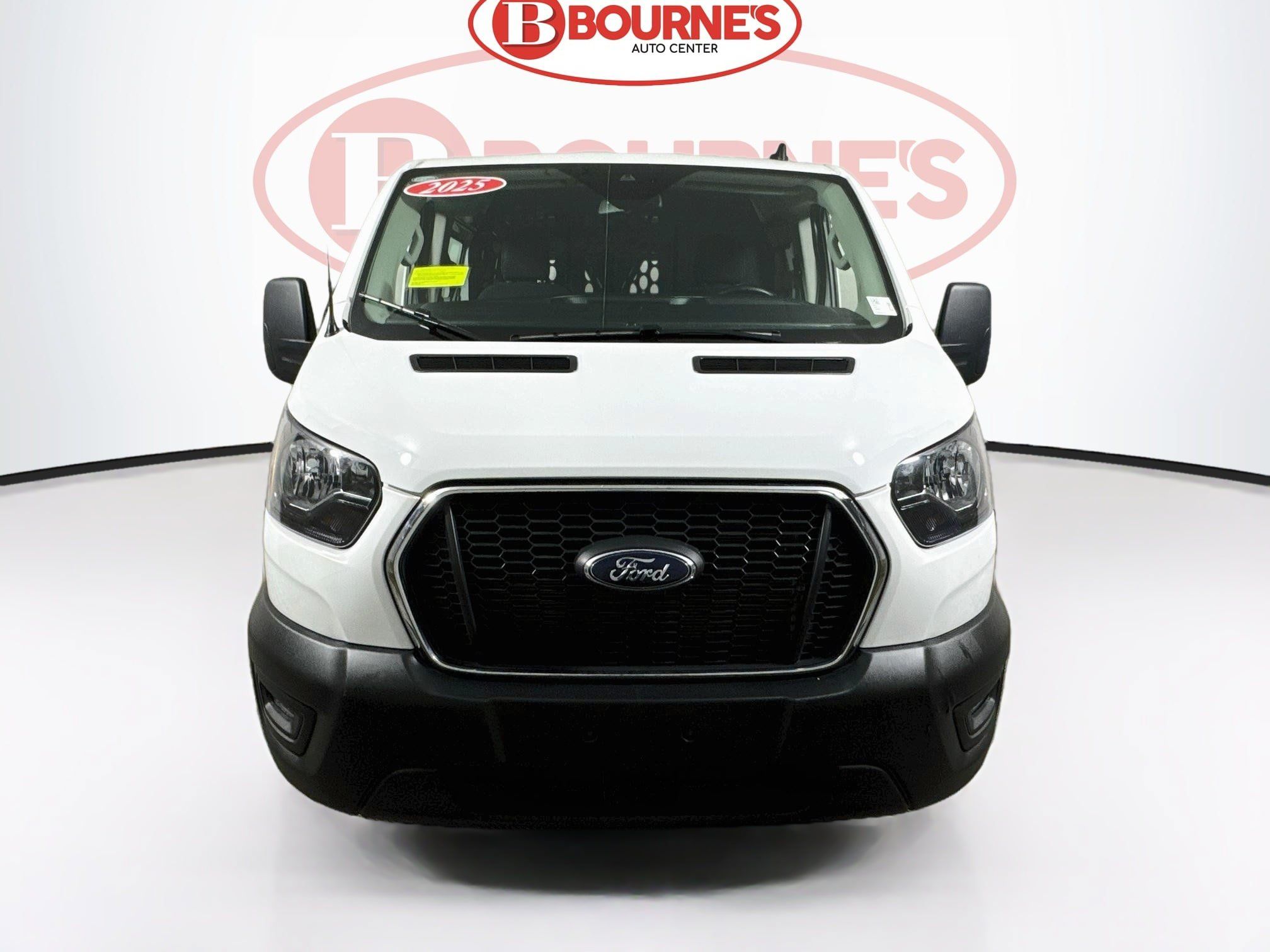 Used 2025 Ford Transit 250 Low Roof w/ Exterior Upgrade Package RWD image 3
