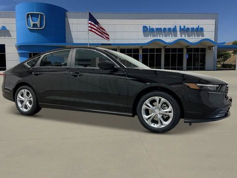 New 2025 Honda Accord LX image 7