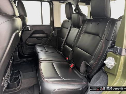 Used 2024 Jeep Wrangler Unlimited Rubicon AWD/4WD image 20
