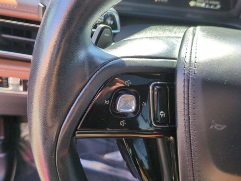 Used 2023 Lincoln Aviator Reserve w/ Equipment Group 201A RWD image 18