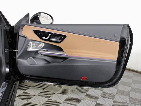 Used 2026 Mercedes-Benz CLE 300 4MATIC Cabriolet image 31