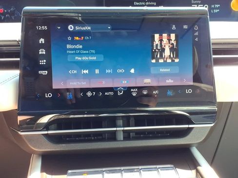 Used 2024 Lincoln Nautilus Black Label w/ Jet Appearance Package (87T) AWD/4WD image 19