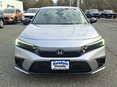 Used 2023 Honda Civic Sport image 3