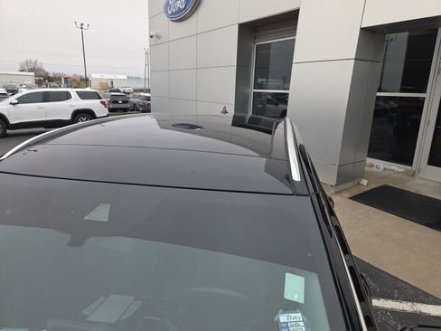 Used 2022 Lincoln Corsair Reserve w/ Equipment Group 201A image 9