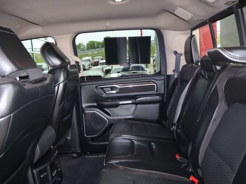 Used 2019 RAM 1500 Laramie AWD/4WD image 34
