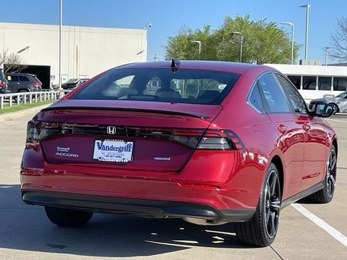 Certified 2025 Honda Accord Sport image 4