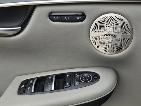 Certified 2025 INFINITI QX50 Luxe image 32