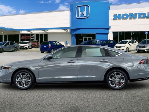 New 2026 Honda Accord EX-L image 2