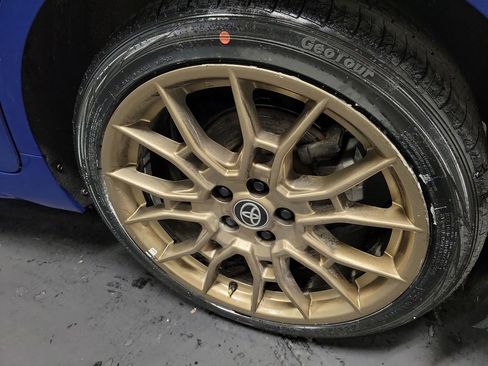 Used 2024 Toyota Camry SE image 10