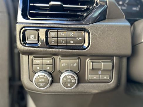 Used 2026 GMC Yukon XL AT4 AWD/4WD image 20