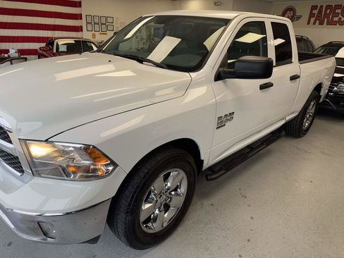 Used 2019 RAM 1500 Tradesman w/ Tradesman SXT Package image 4