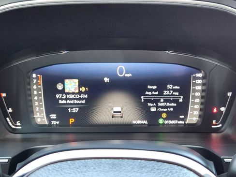 Used 2025 Honda Pilot Elite image 19