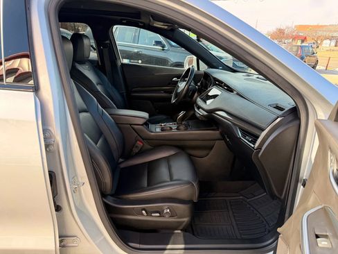 Used 2020 Cadillac XT4 Sport w/ Driver Awareness Package image 33