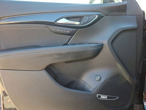 Certified 2021 Buick Envision Essence w/ Technology Package I image 11