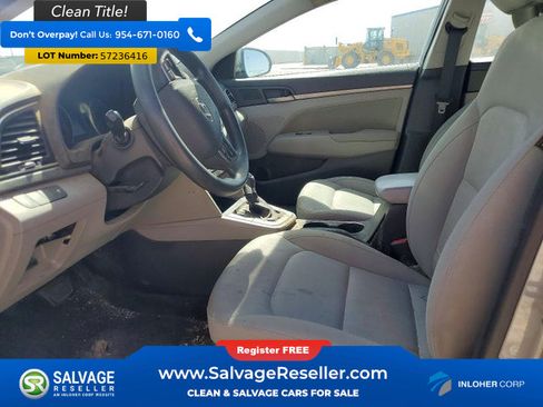 Used 2017 Hyundai Elantra SE FWD image 9