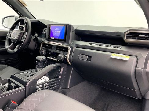 New 2026 Toyota Tacoma SR image 6