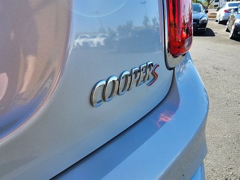 Used 2016 MINI Cooper S image 12