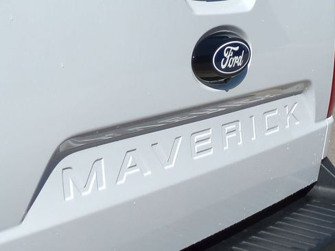 New 2025 Ford Maverick XLT w/ XLT Luxury Package image 10
